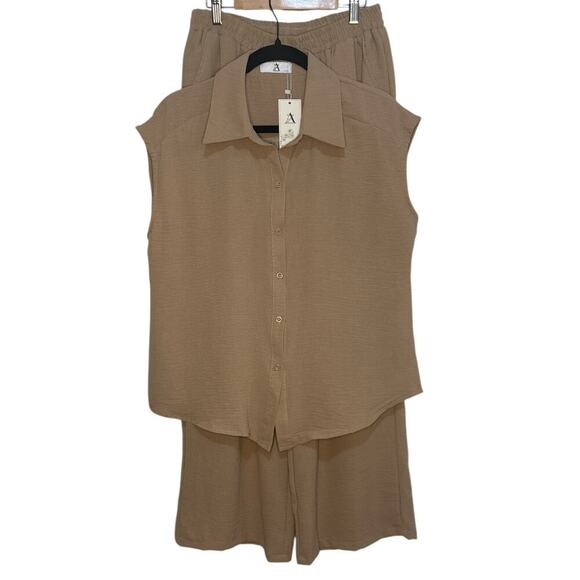 NWT Beige Two-Piece Pant Set • Blouse + Wide-Leg Pants • Size L - Picture 2 of 6